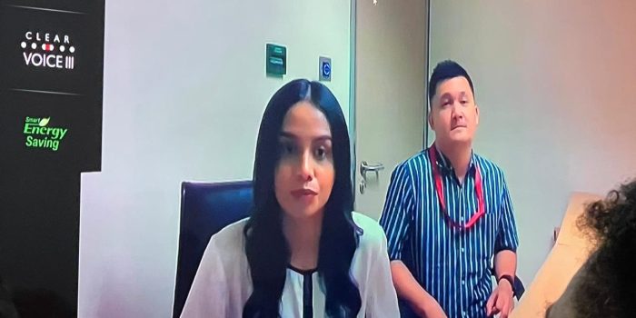 Putri Indonesia asal Malut saat memberikan kesaksian pada persidangan